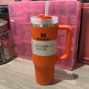 New Stanley 30oz Quencher H 2.0 Tumbler
